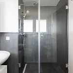 Appartamento - Zen Haven Luxurious 3-room Japanese-themed With King-size Beds, Balcony, Bamboo Accents, Entertainment Galore & Private Parking - Near Airport & Train Station - Duisburgo