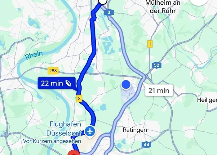 - Zen Haven Luxurious 3-room Japanese-themed With King-size Beds, Balcony, Bamboo Accents, Entertainment Galore & Private Parking - Near Airport & Train Station -